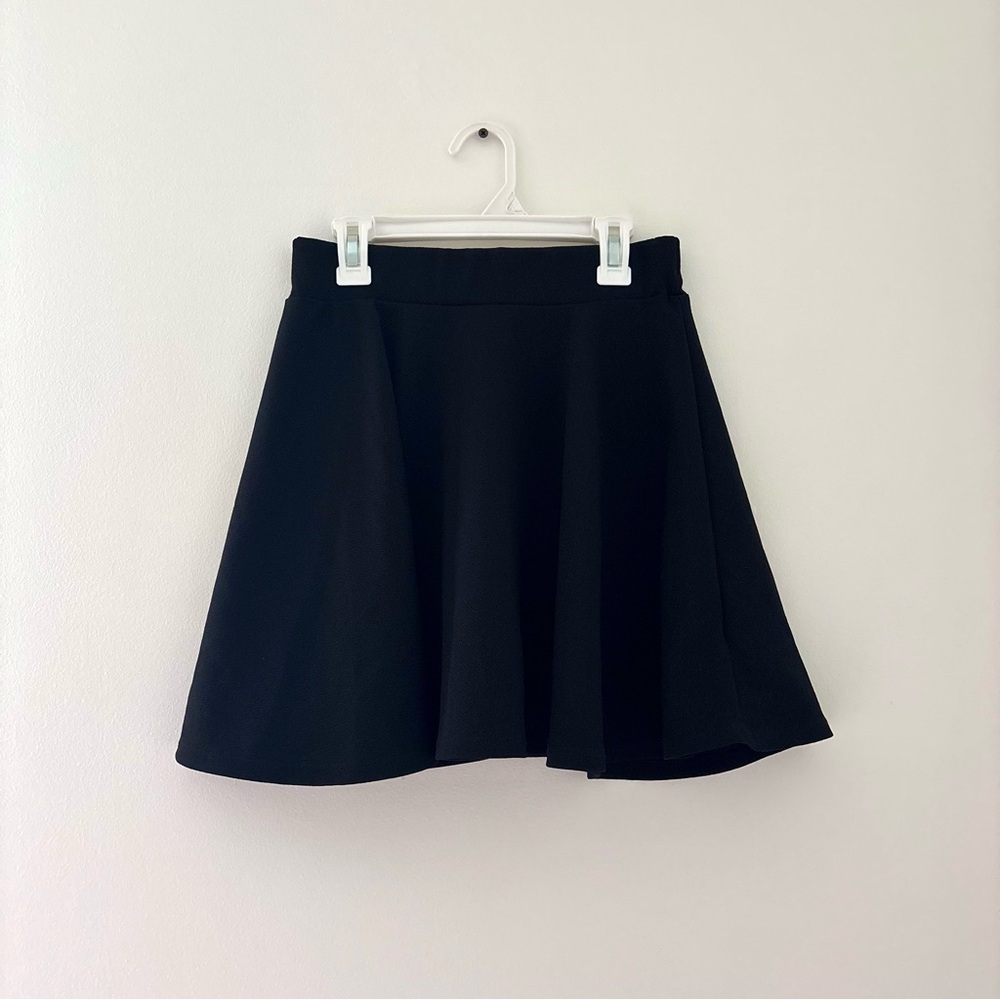 black mini skirt